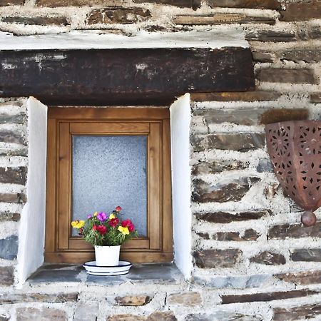 אורגיווה Cortijo Puerta Casas Rurales חדר תמונה