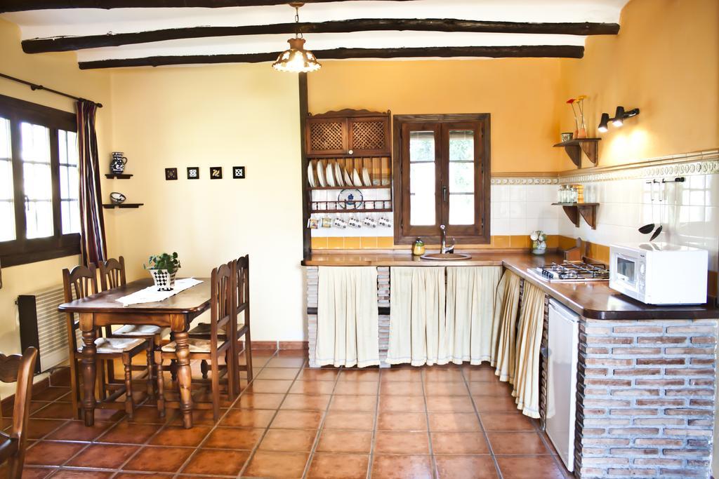 אורגיווה Cortijo Puerta Casas Rurales חדר תמונה