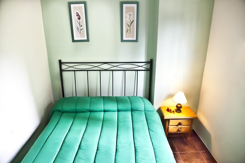 אורגיווה Cortijo Puerta Casas Rurales חדר תמונה