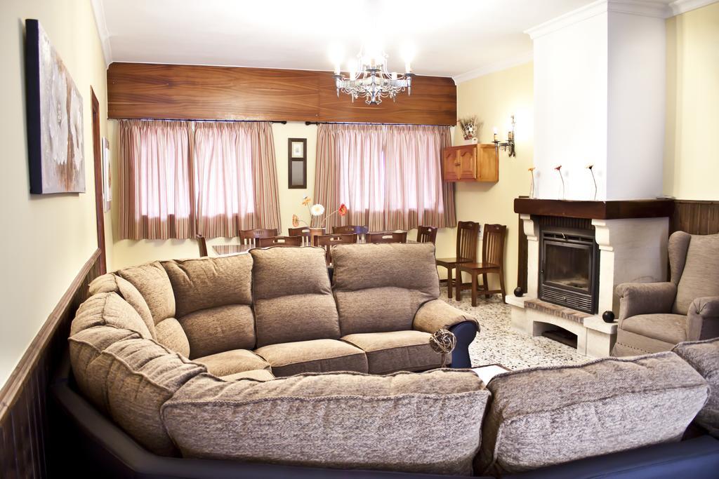 אורגיווה Cortijo Puerta Casas Rurales חדר תמונה